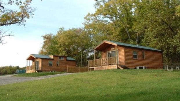 Great Kansas Cabin Getaways for Hunting and Fishing