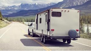 10 Reasons to Travel by RV