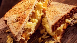 5 Breakfast Sandwich Recipes for the Campsite
