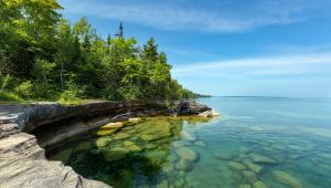 9 Great Campgrounds for Spring Break in the Great Lakes Region