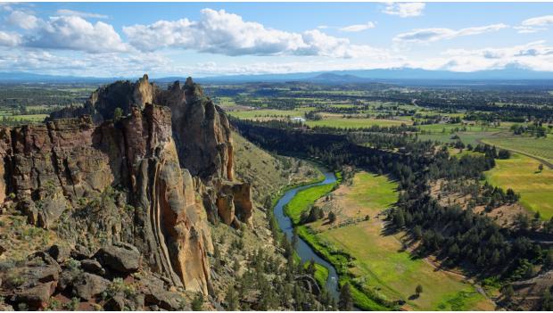 Bike the Crooked River Canyon Scenic Byway Oregon