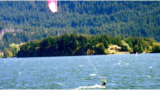Wind Surf the Columbia River Gorge