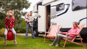 What’s Better: A Motorhome or Trailer?